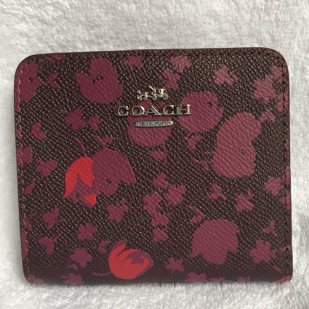 Coach floral wallet in Prairie Calico oxblood